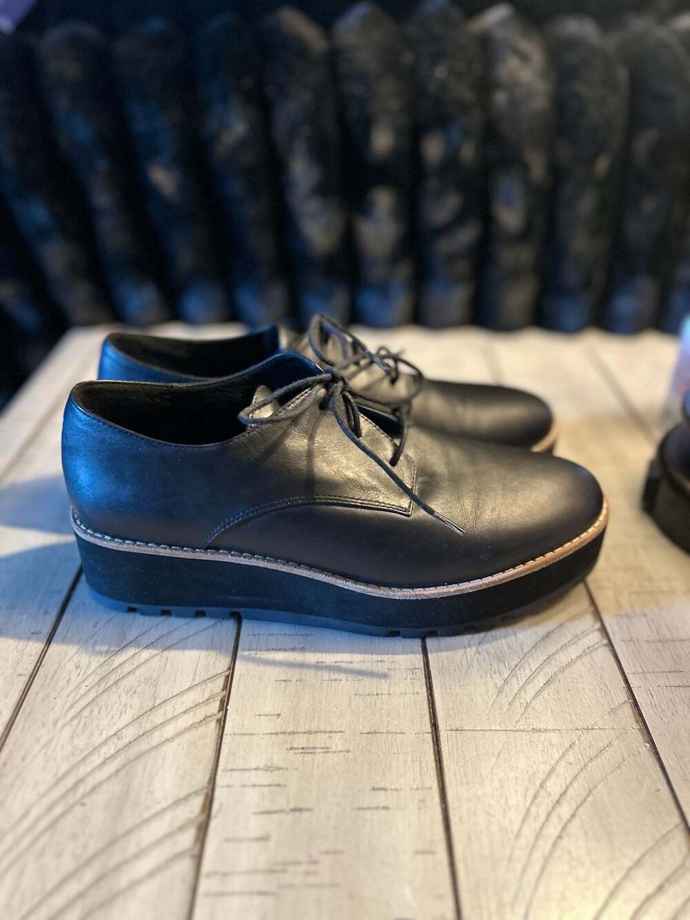 Eileen Fisher Black Leather Platform Lace-Up Oxford Shoes